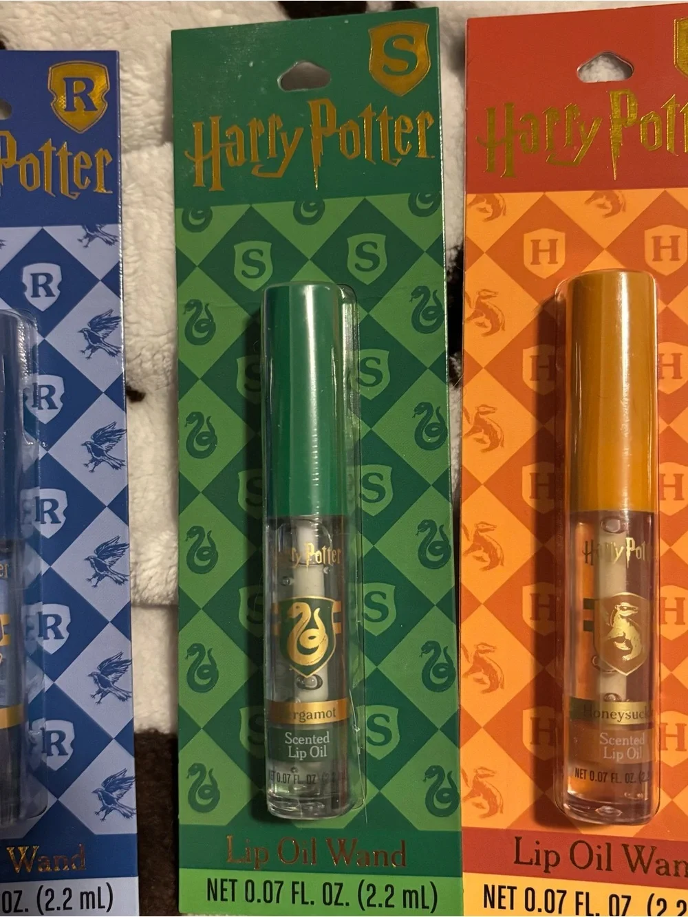 Hogwarts Houses Lip Oil Wands-NEW- Gryffindor, Hufflepuff, Ravenclaw, and Slyth